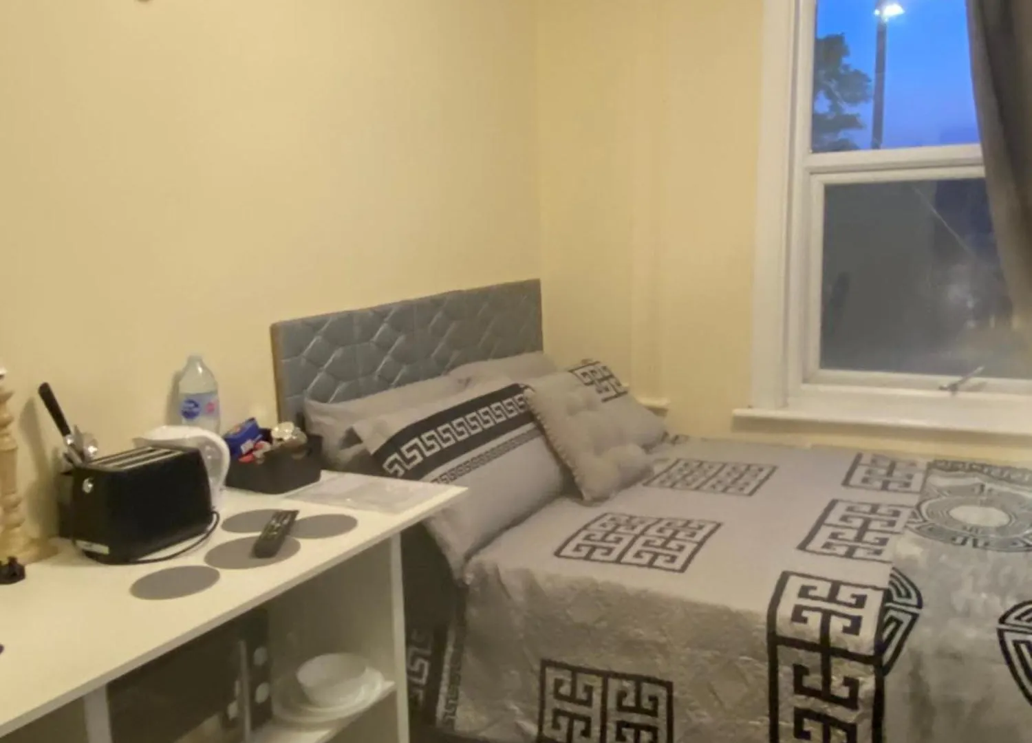 389 Blue Apartment London
